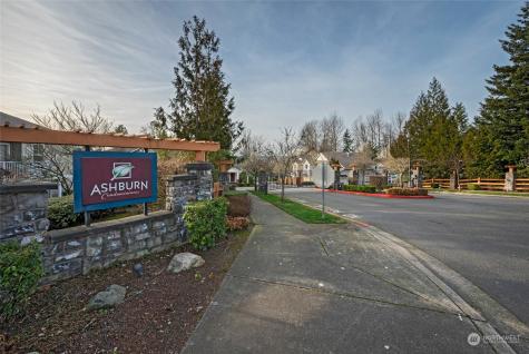 5012 Lake Avenue S Renton WA 98055