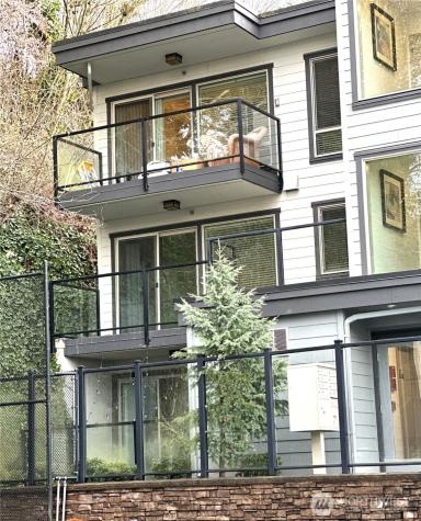 3212 SE 81st Mercer Island WA 98040