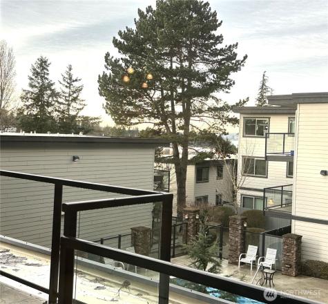 3212 SE 81st Mercer Island WA 98040