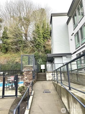 3212 SE 81st Mercer Island WA 98040