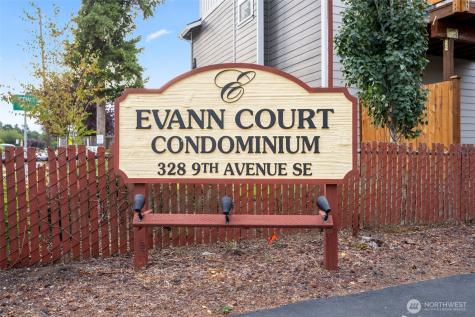 328 9th Avenue SE Puyallup WA 98372