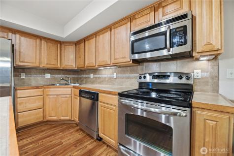 13503 97th Avenue E Puyallup WA 98373