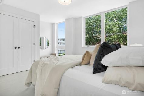 118 2nd Street S Kirkland WA 98033