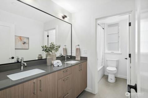 118 2nd Street S Kirkland WA 98033