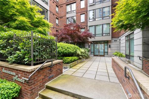 4547 8th Avenue NE Seattle WA 98105