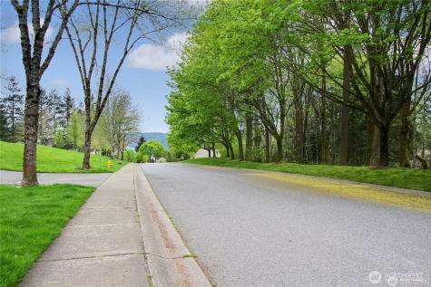 22472 SE Highland Circle Issaquah WA 98029