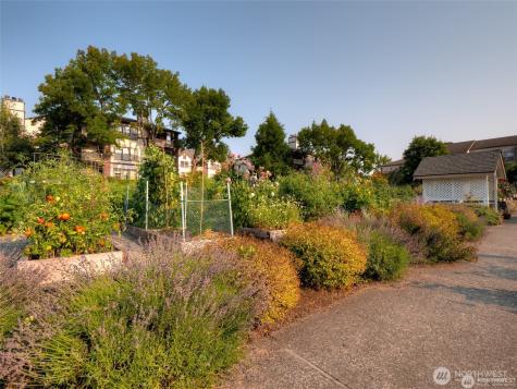 22472 SE Highland Circle Issaquah WA 98029