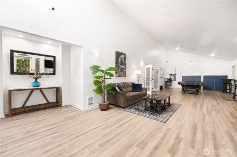 12630 100th Lane NE Kirkland WA 98034