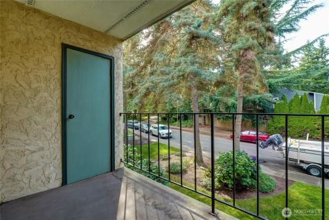 14331 124th Avenue NE Kirkland WA 98034