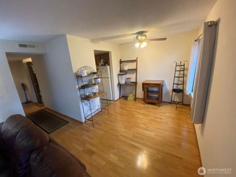 323 75th Street SE Everett WA 98203