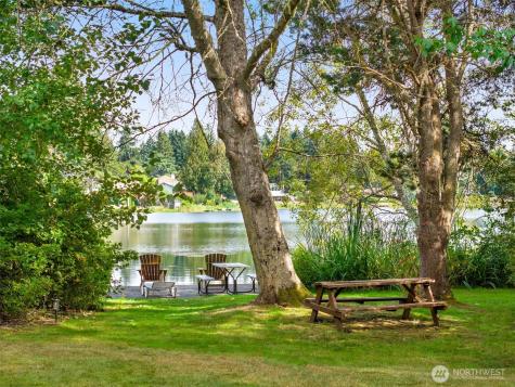 4748 Lakeshore Lane SE Olympia WA 98513