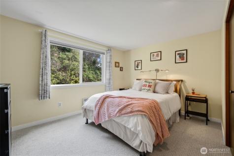 3142 Alki Avenue SW Seattle WA 98116