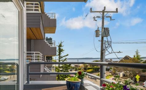 3142 Alki Avenue SW Seattle WA 98116