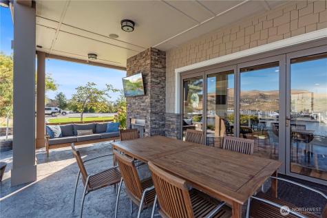 1350 W Woodin Avenue Chelan WA 98816