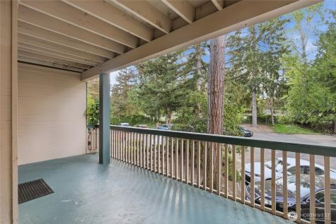 5620 200th Street SW Lynnwood WA 98036