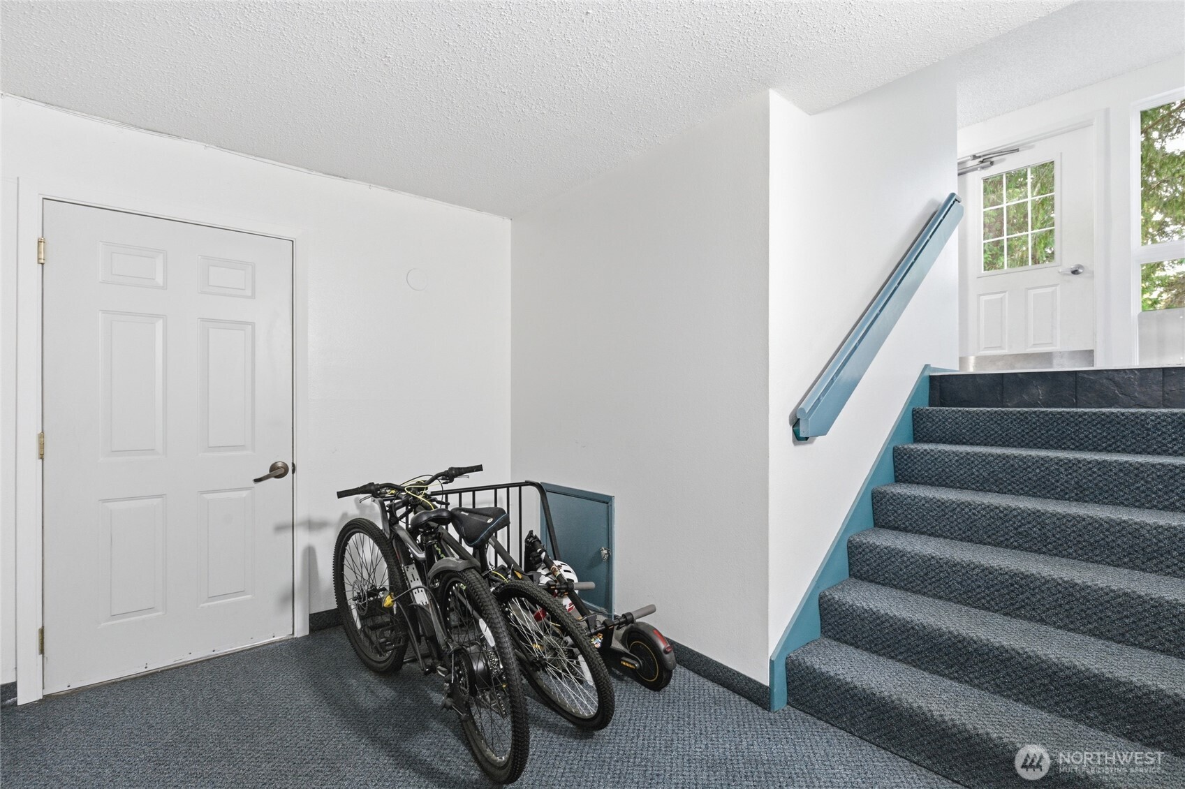 5620 200th Street SW Lynnwood WA 98036