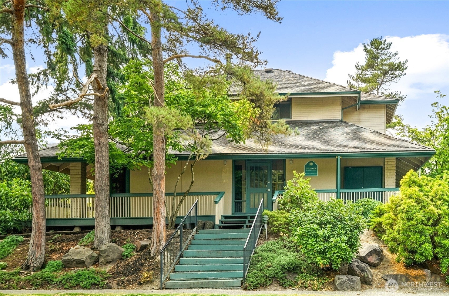 5620 200th Street SW Lynnwood WA 98036