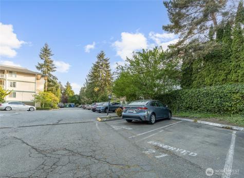 5620 200th Street SW Lynnwood WA 98036