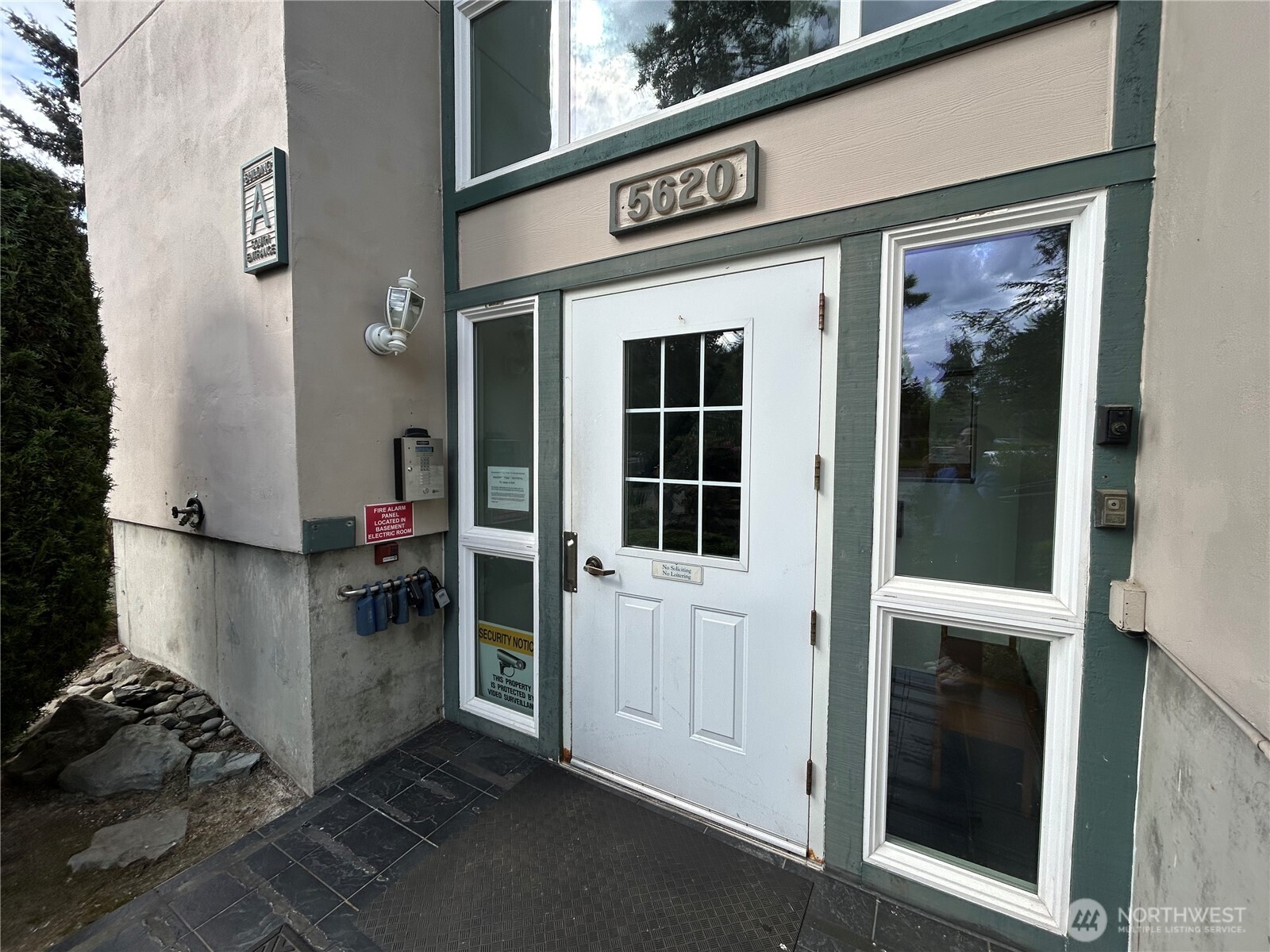 5620 200th Street SW Lynnwood WA 98036