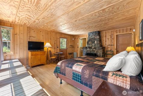 17798 Highway 20 Mazama WA 98833