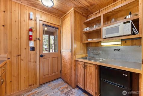 17798 Highway 20 Mazama WA 98833