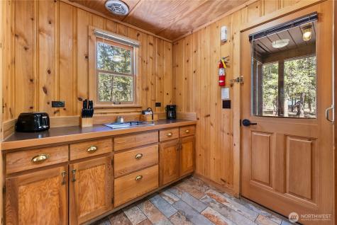 17798 Highway 20 Mazama WA 98833