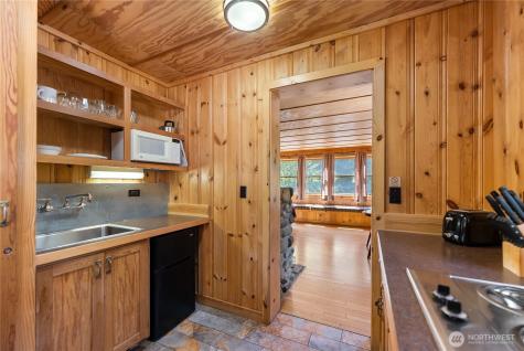 17798 Highway 20 Mazama WA 98833