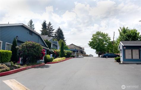 16817 Larch Way Lynnwood WA 98037