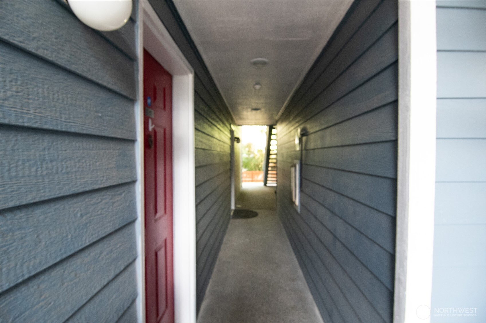 16817 Larch Way Lynnwood WA 98037