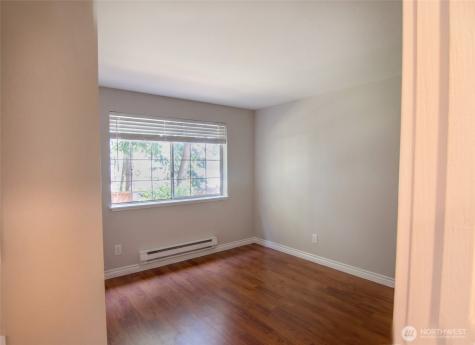16817 Larch Way Lynnwood WA 98037