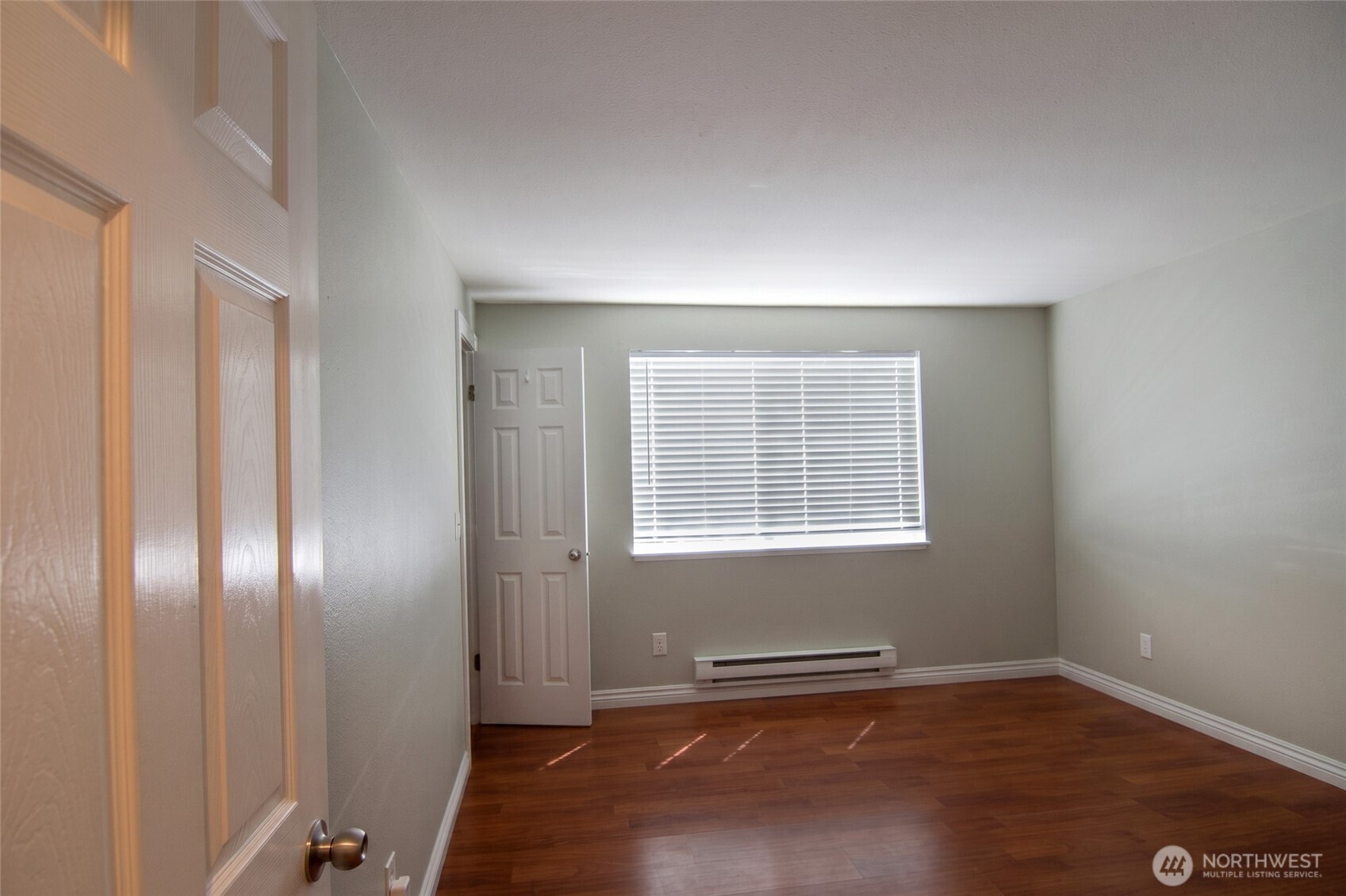 16817 Larch Way Lynnwood WA 98037