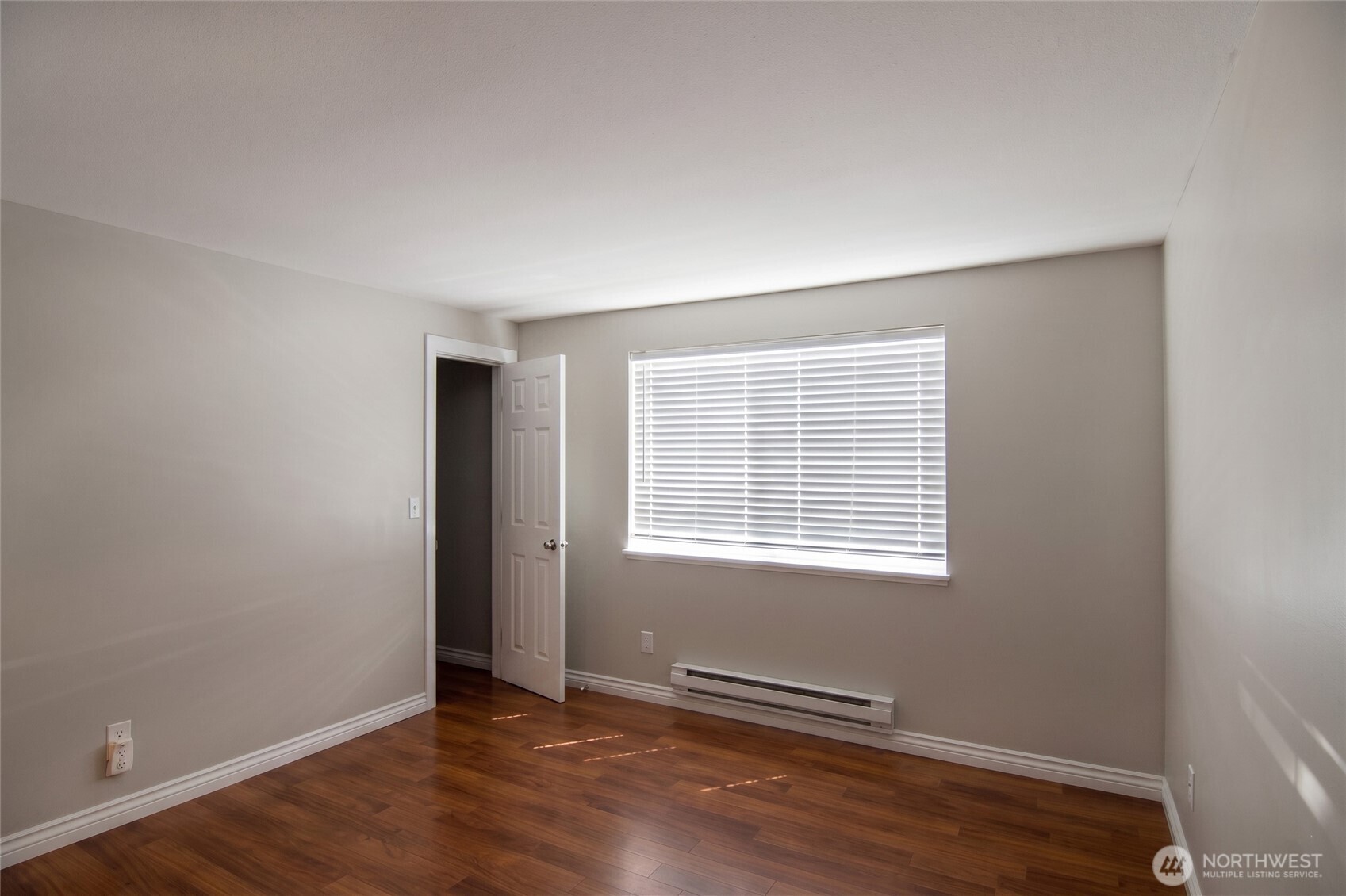 16817 Larch Way Lynnwood WA 98037