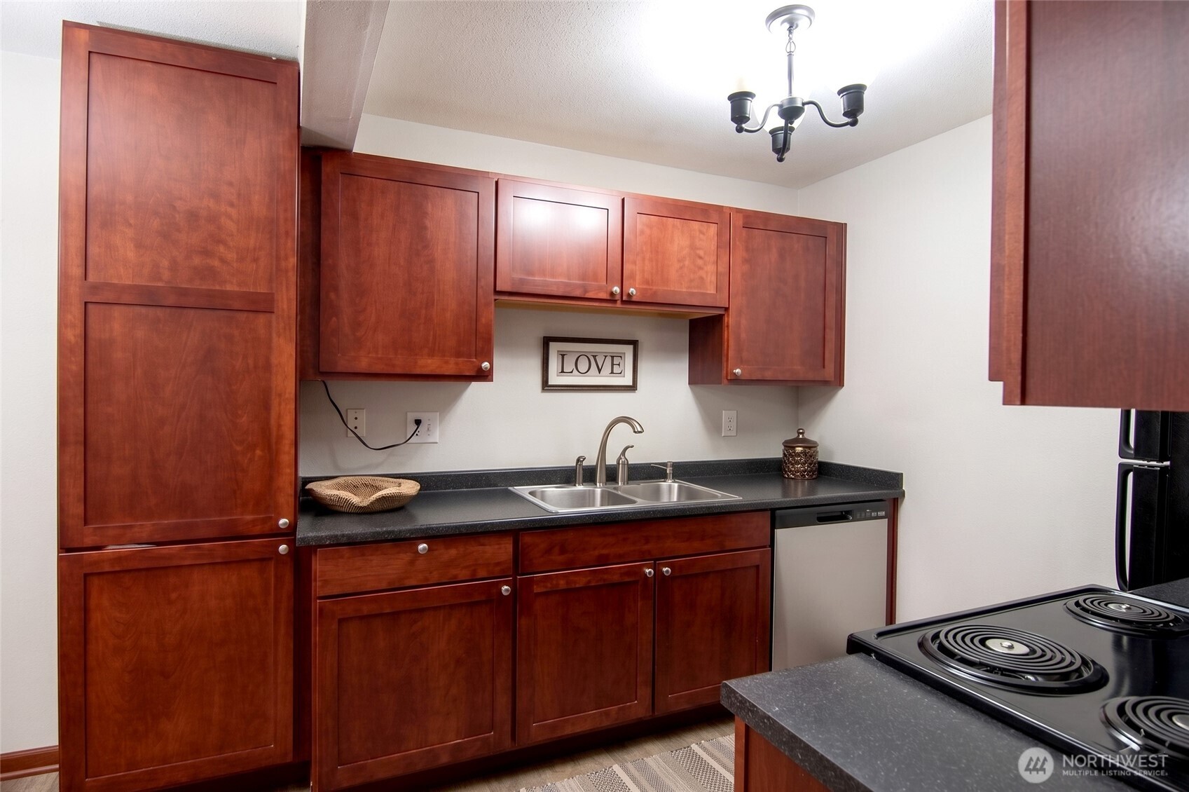 16817 Larch Way Lynnwood WA 98037