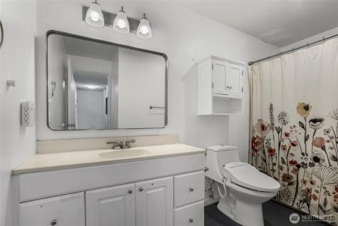 2007 SW 318th Place Federal Way WA 98023