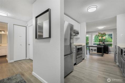 2007 SW 318th Place Federal Way WA 98023