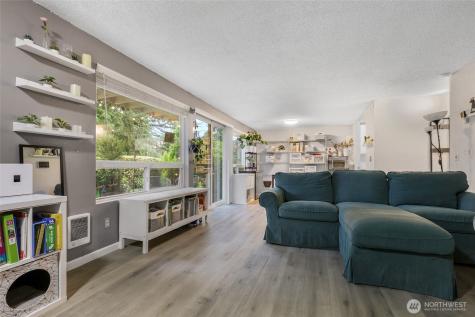 2007 SW 318th Place Federal Way WA 98023
