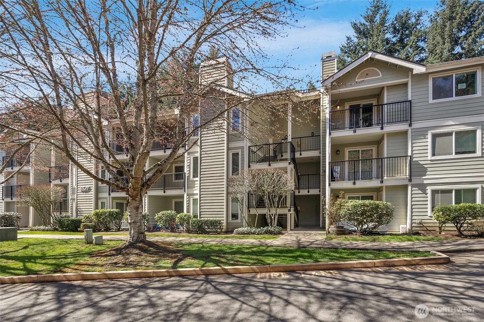 6527 200th Street SW Lynnwood WA 98036