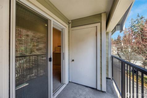 6527 200th Street SW Lynnwood WA 98036