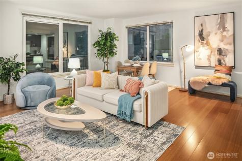 76 Cedar Street Seattle WA 98121