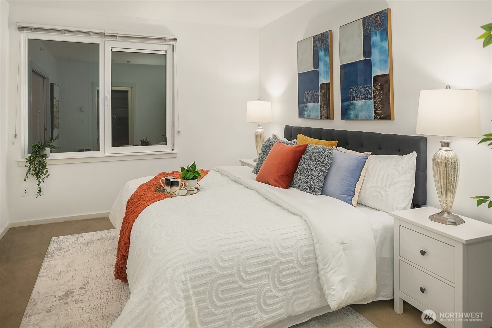 76 Cedar Street Seattle WA 98121