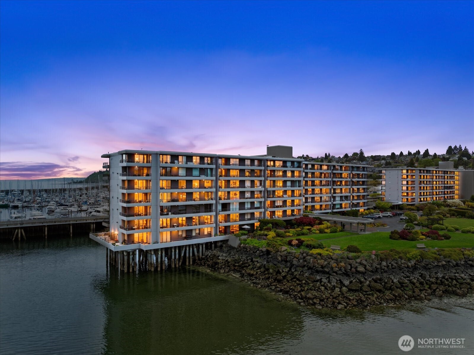 6533 Seaview Avenue NW Seattle WA 98117