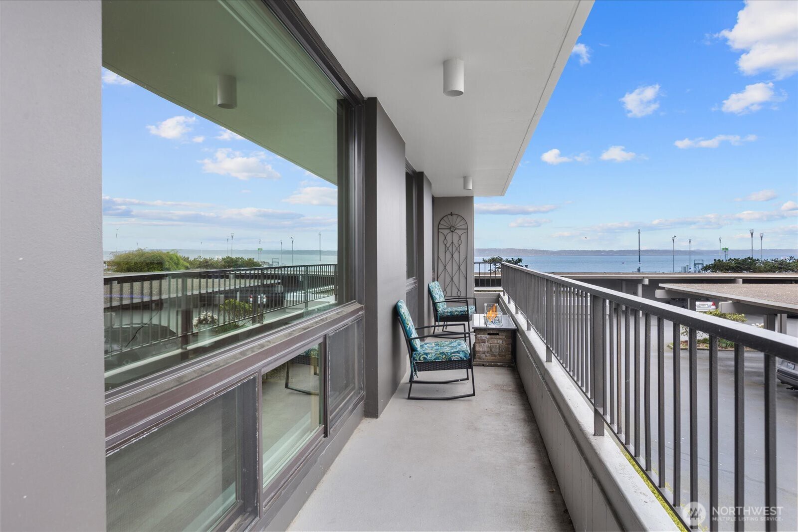 6533 Seaview Avenue NW Seattle WA 98117