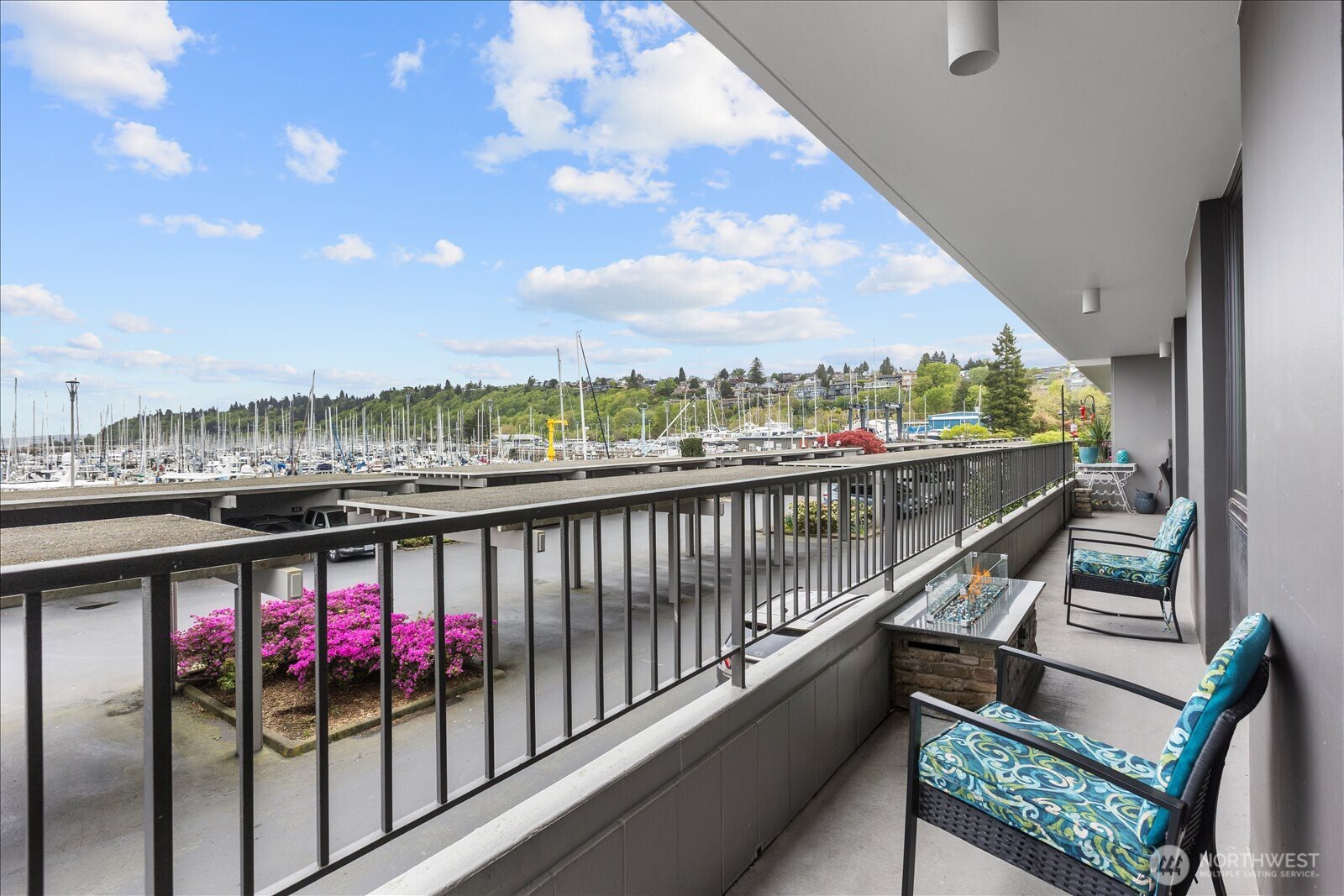 6533 Seaview Avenue NW Seattle WA 98117