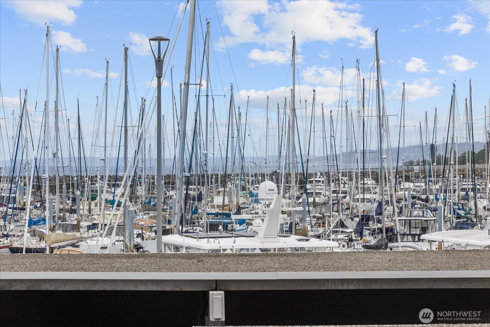 6533 Seaview Avenue NW Seattle WA 98117