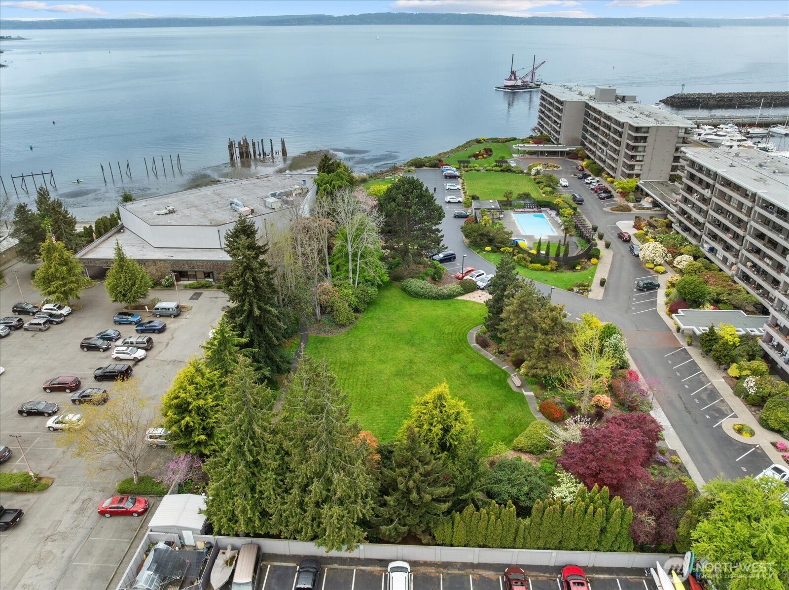 6533 Seaview Avenue NW Seattle WA 98117