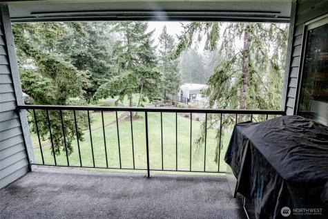 4635 W Lake Sammamish Parkway SE Issaquah WA 98027