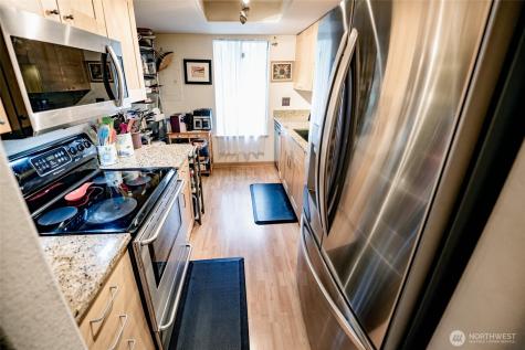 4635 W Lake Sammamish Parkway SE Issaquah WA 98027