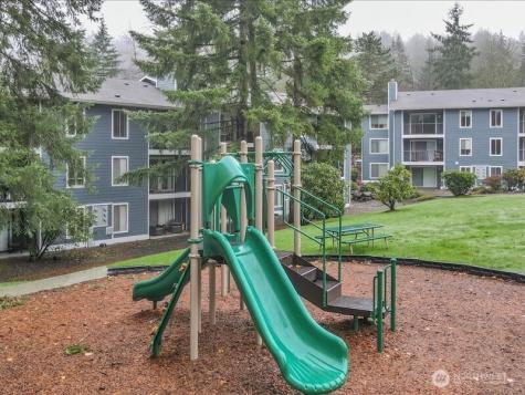 4635 W Lake Sammamish Parkway SE Issaquah WA 98027