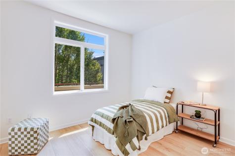 122 State Street S Kirkland WA 98033