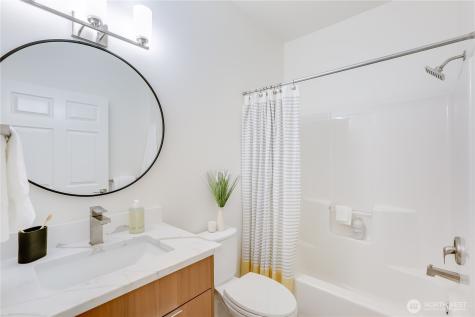 122 State Street S Kirkland WA 98033